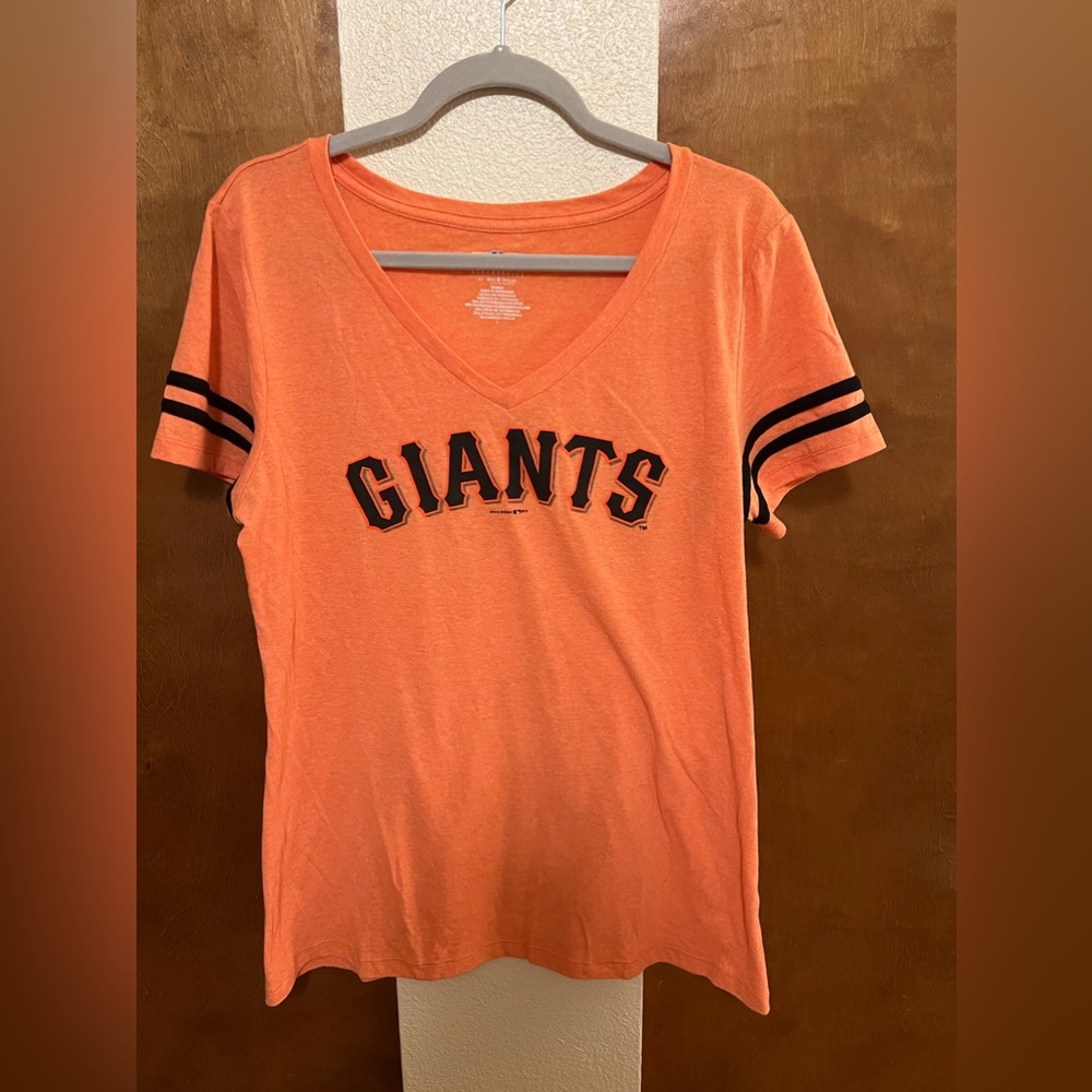 Short sleeve, v-neck San Francisco Giants t-shirt.